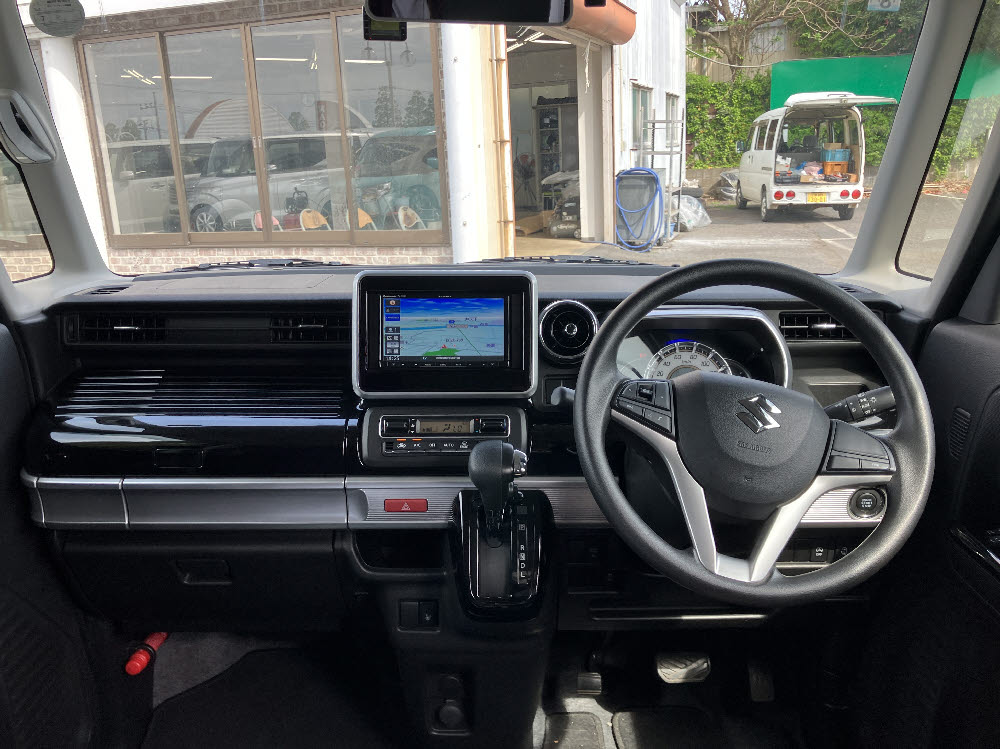 スズキ　スペーシアカスタム　HYBRID GS 8枚目