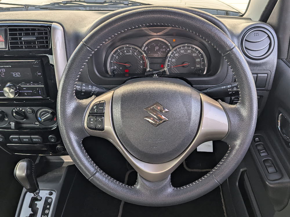 スズキ　ジムニー　ランドベンチャー　12枚目