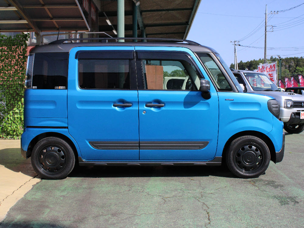 スズキ　スペーシアギア HYBRID　XZ3枚目