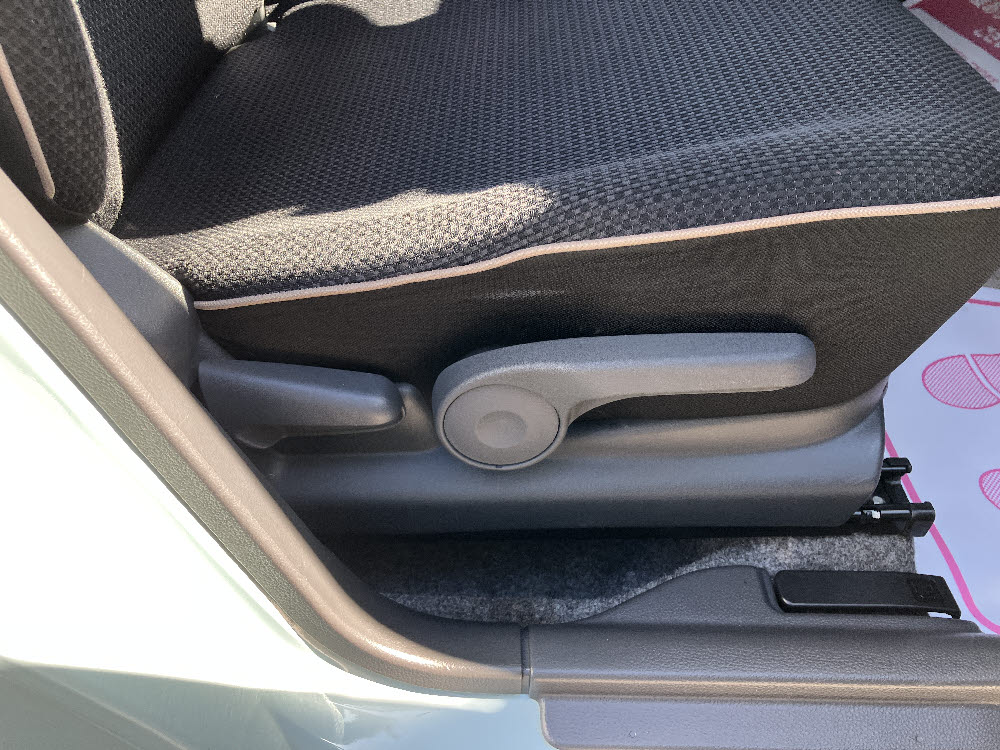 スズキ　ラパン　10thアニバーサリーリミテッド16枚目