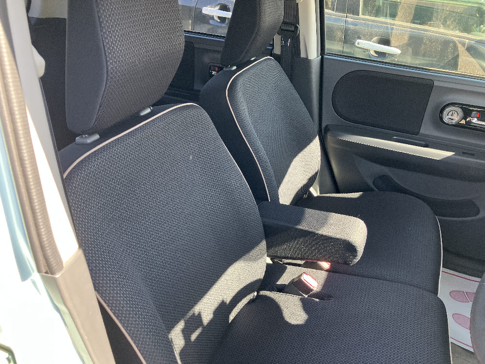 スズキ　ラパン　10thアニバーサリーリミテッド17枚目