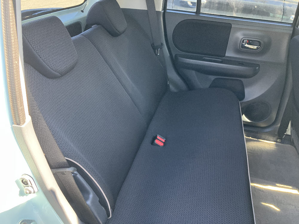 スズキ　ラパン　10thアニバーサリーリミテッド18枚目