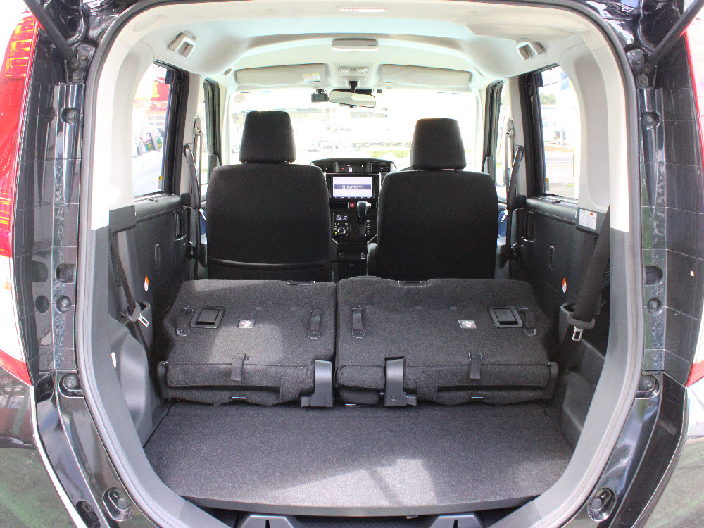 トヨタ　ルーミーカスタム　G14枚目