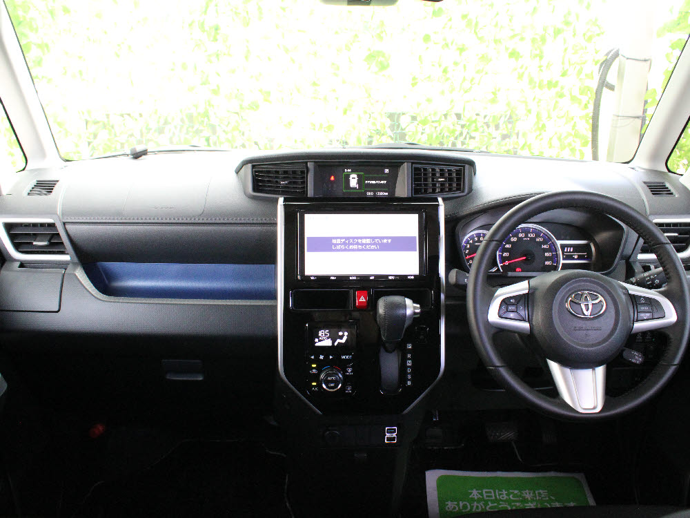 トヨタ　ルーミーカスタム　G18枚目