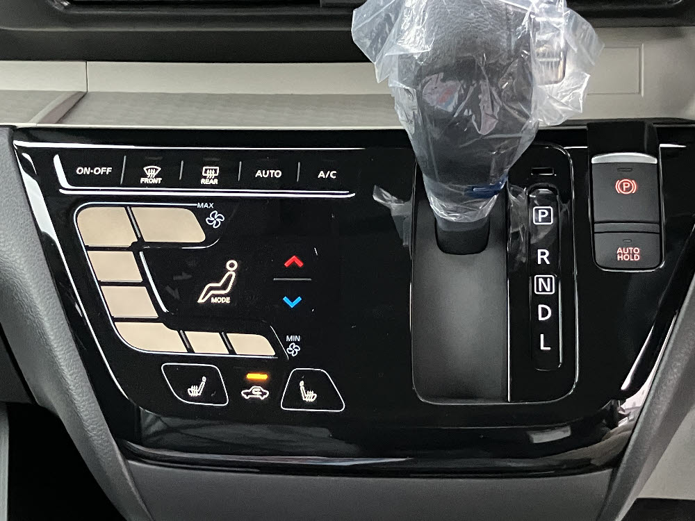 ミツビシ　デリカミニ　Gプレミアム（ODレス）12枚目