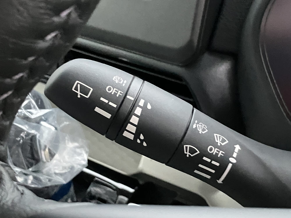 ミツビシ　デリカミニ　Gプレミアム（ODレス）18枚目