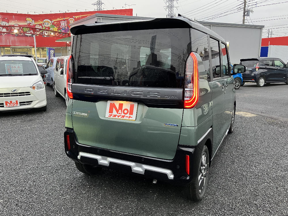 ミツビシ　デリカミニ　Gプレミアム（ODレス）3枚目