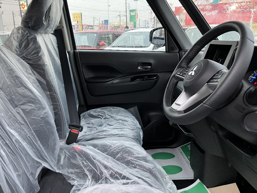 ミツビシ　デリカミニ　Gプレミアム（ODレス）6枚目