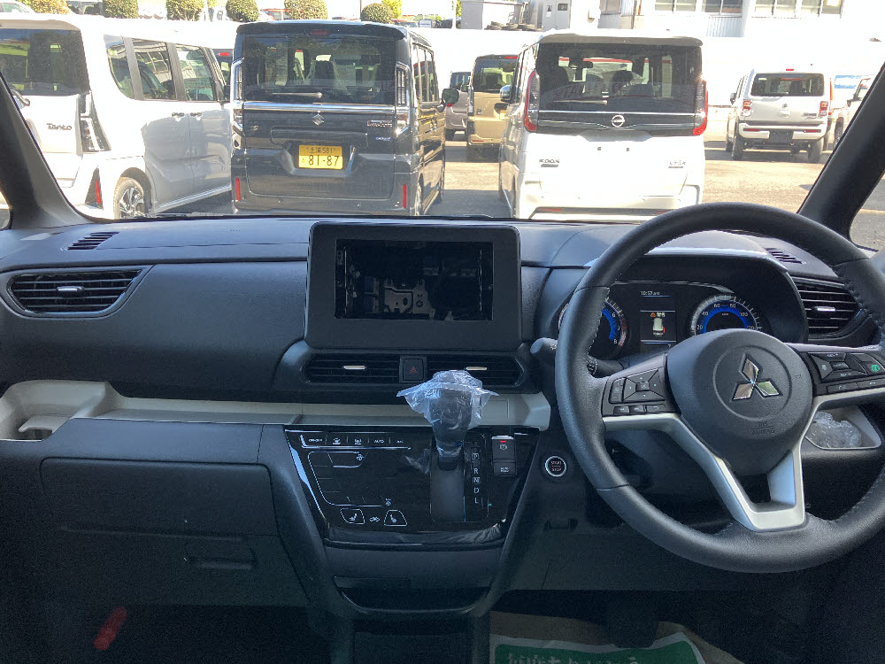 ミツビシ　デリカミニ　Gプレミアム ODレス7枚目