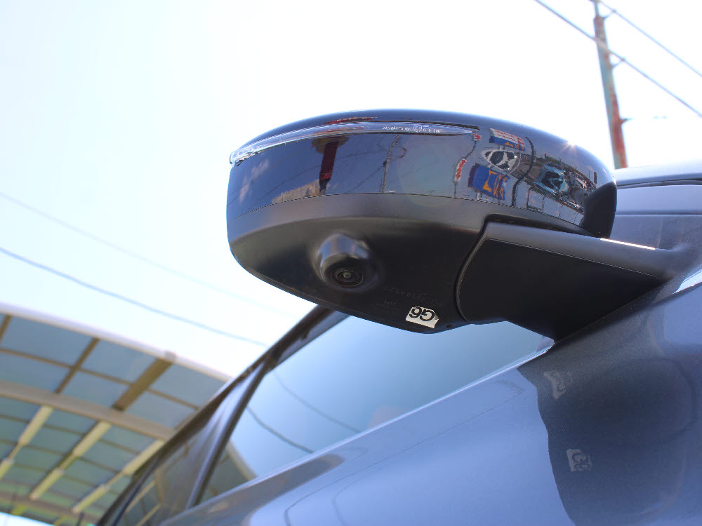 ニッサン　キックス e-POWER　XツートンインテリアED11枚目