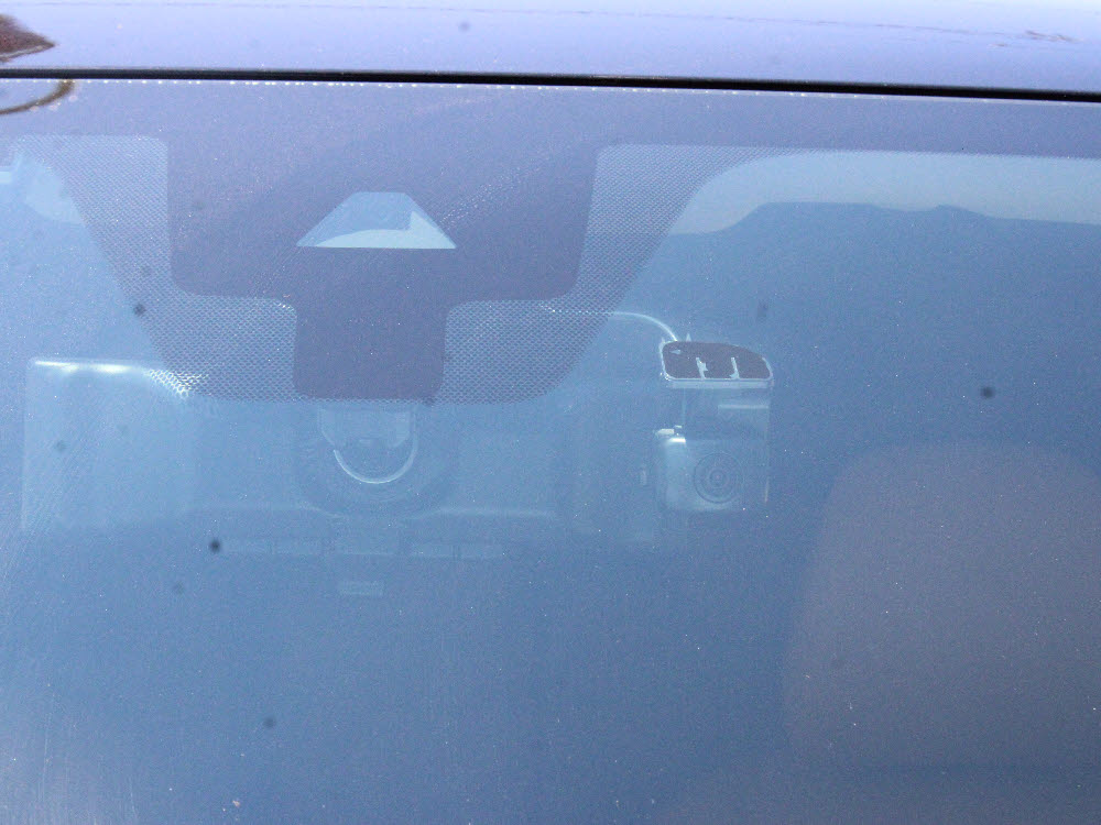 ニッサン　キックス e-POWER　XツートンインテリアED12枚目