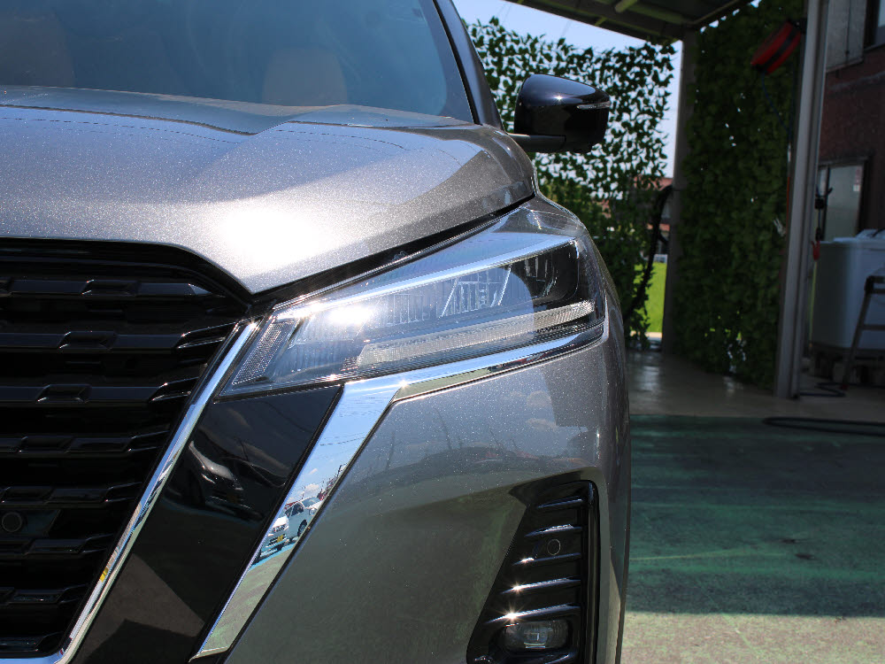 ニッサン　キックス e-POWER　XツートンインテリアED8枚目