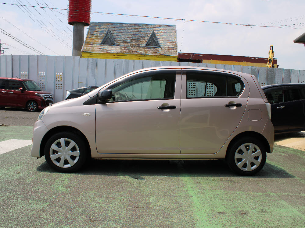 ダイハツ　ミライース　Lf 4WD7枚目