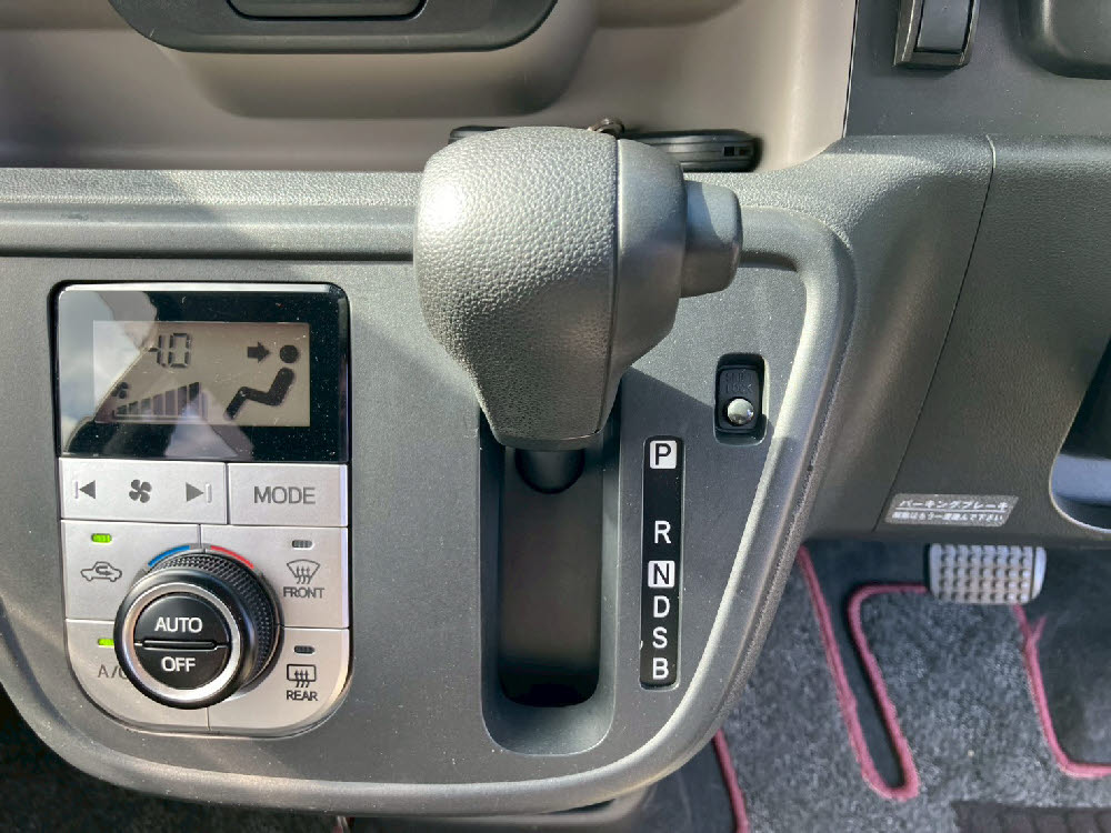 トヨタ　パッソ　モーダS16枚目