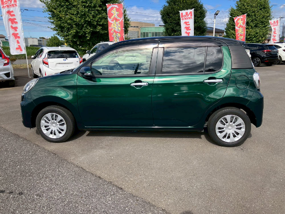 トヨタ　パッソ　モーダS7枚目