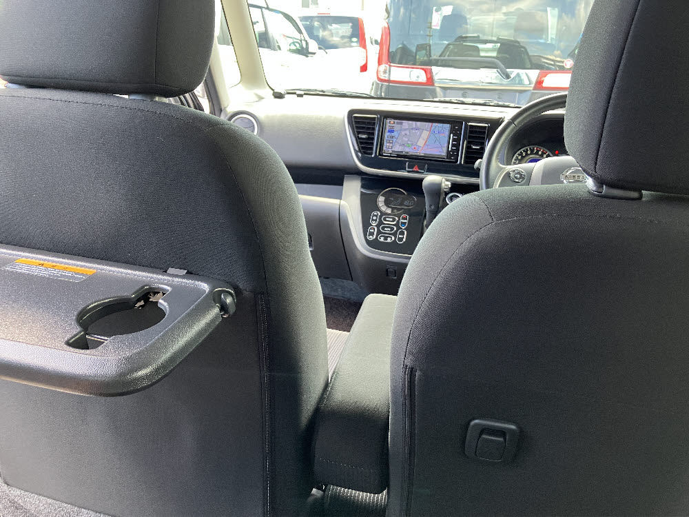 ニッサン　デイズルークス　ハイウェイスターXターボ7枚目