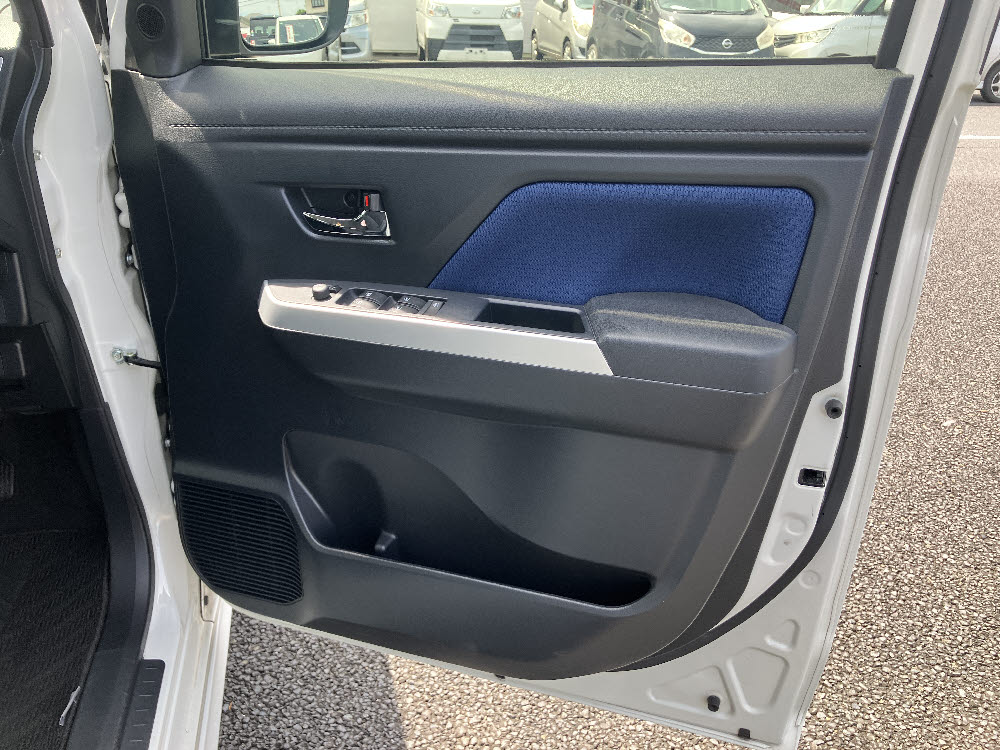 ダイハツ　トールカスタム　G-SAⅡ14枚目