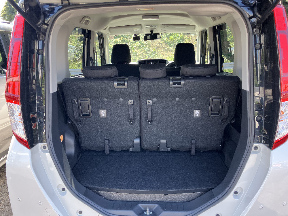 トヨタ　ルーミーカスタム　G-T（モデリスタエアロ）9枚目