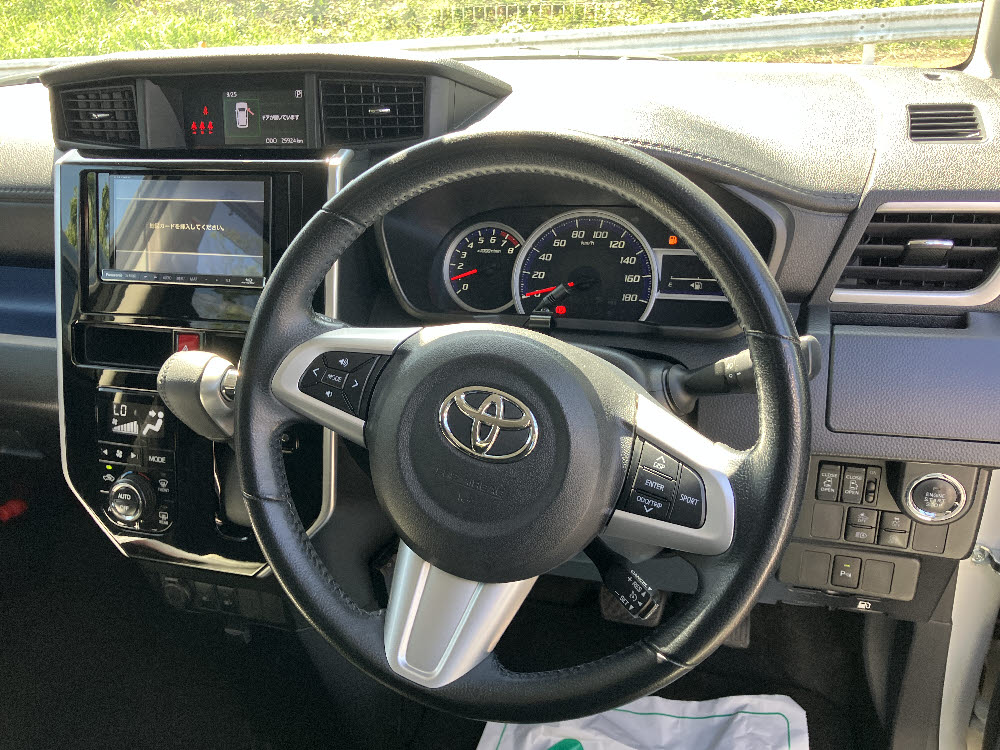 トヨタ　ルーミーカスタム　G-T（モデリスタエアロ）6枚目