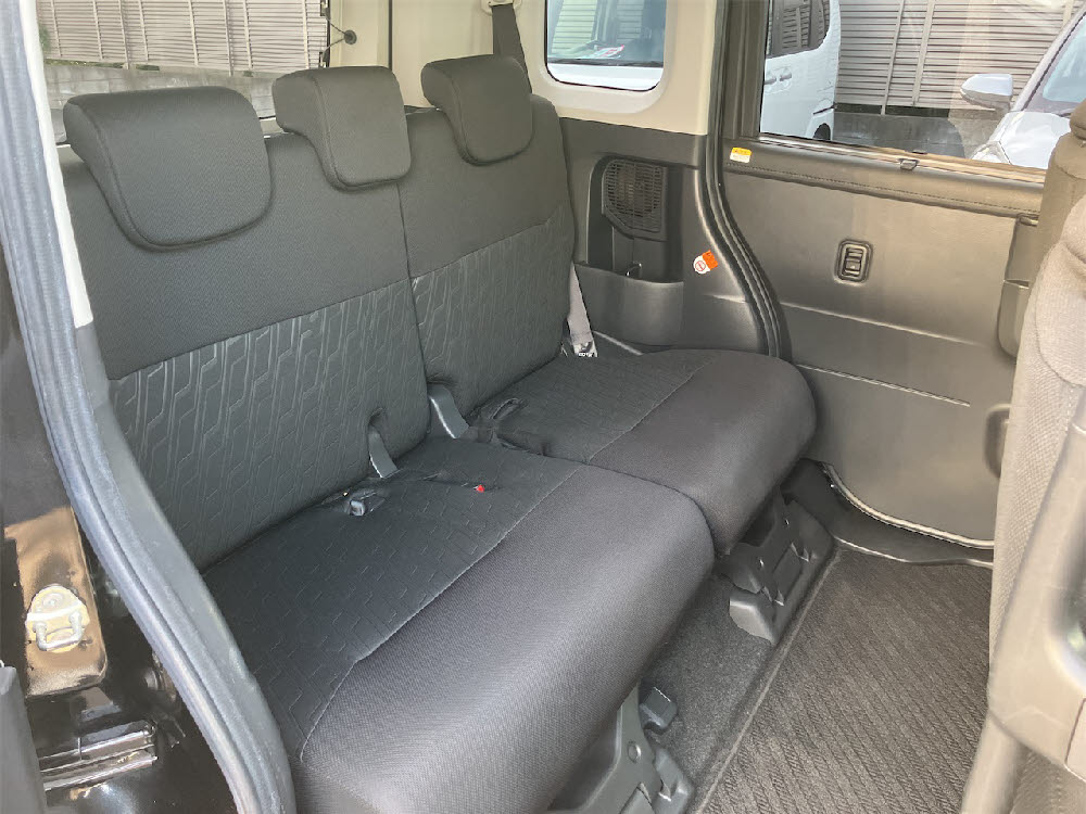 トヨタ　タンクカスタム　G-T（モデリスタエアロ）7枚目