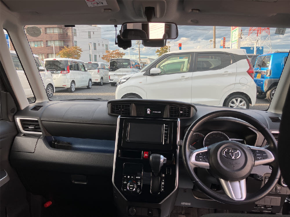 トヨタ　タンクカスタム　G-T（モデリスタエアロ）8枚目