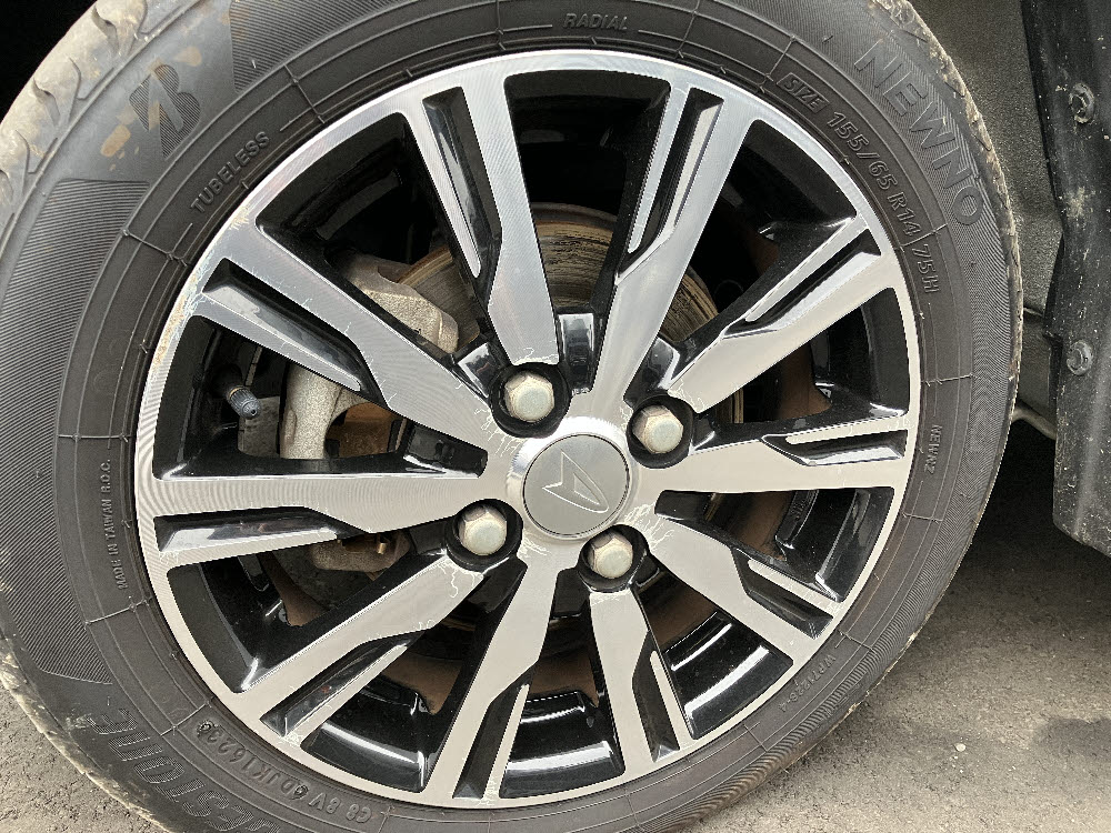 ダイハツ　タントカスタム　XトップED　SAⅡ1枚目