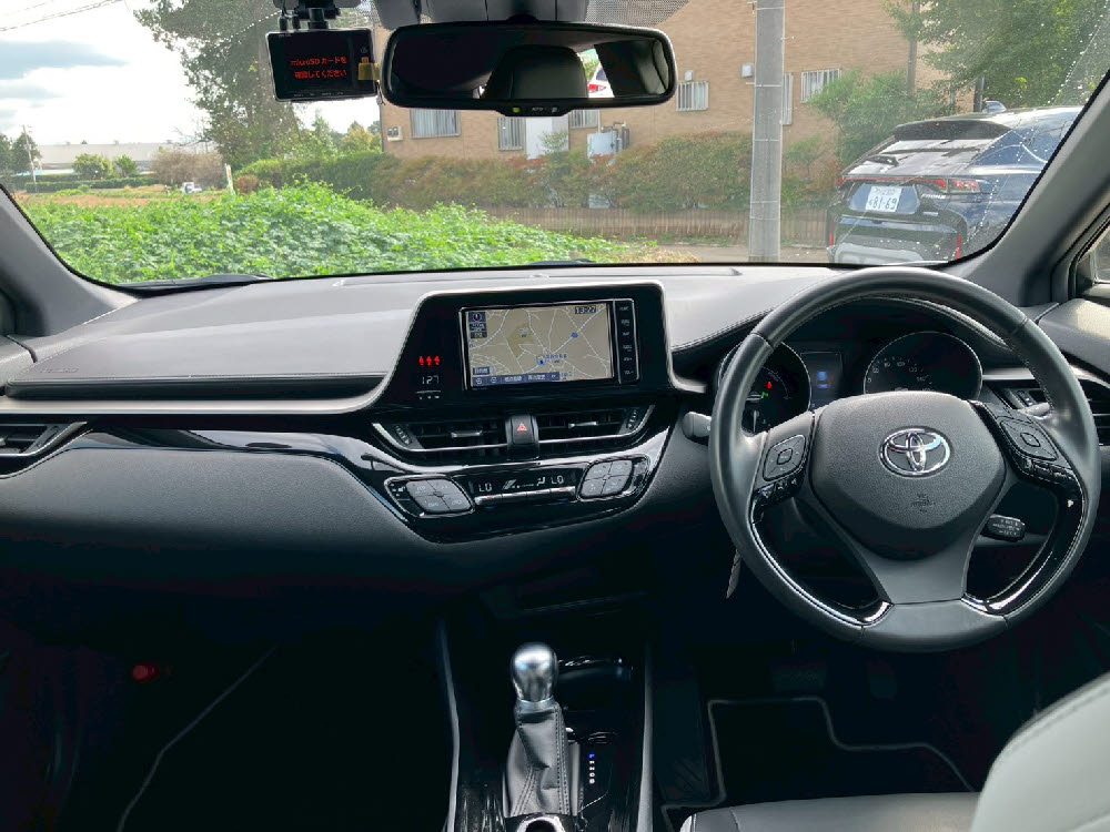 トヨタ　Ｃ－ＨＲ　HYBRID　Gモードネロ11枚目