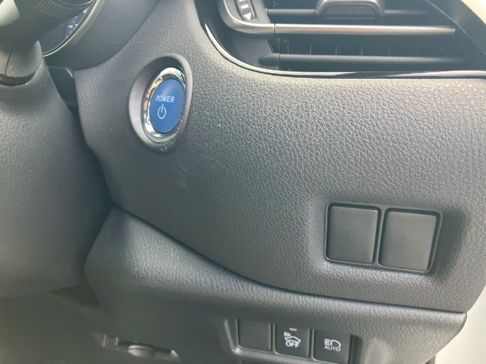 トヨタ　Ｃ－ＨＲ　HYBRID　Gモードネロ19枚目