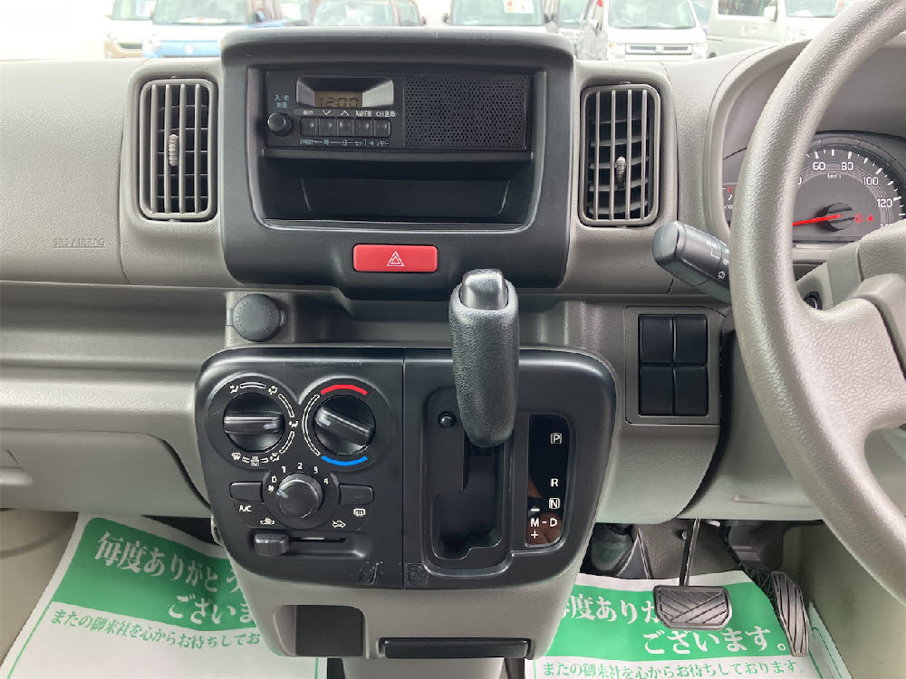 ニッサン　NV100クリッパーバン　DXセーフティP18枚目