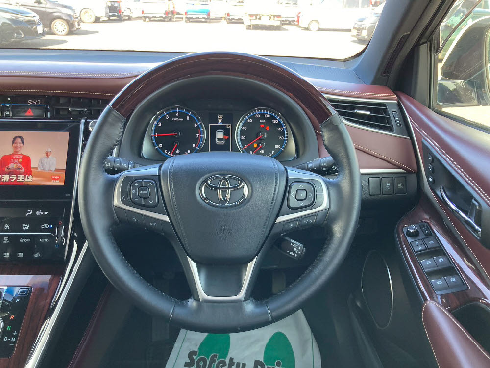 トヨタ　ハリアー　プレミアムアドバンスドパッケージ12枚目