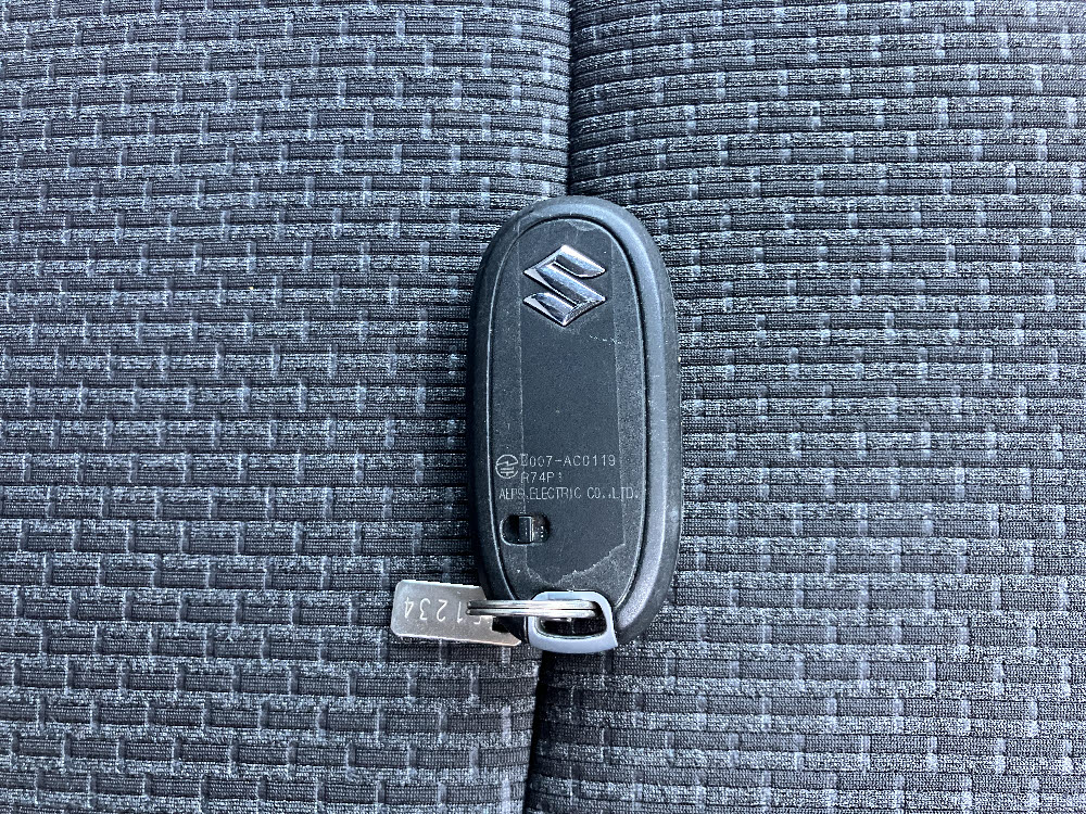 スズキ　ソリオ　G12枚目