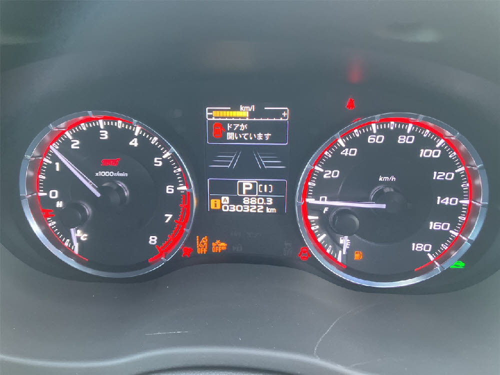 スバル　レヴォーグ　4WD 1.6STIスポーツアイサイト17枚目