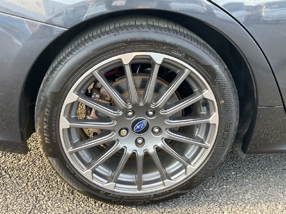 スバル　レヴォーグ　4WD 1.6STIスポーツアイサイト8枚目