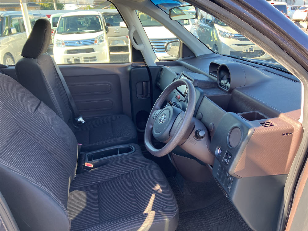 トヨタ　スペイド　Y15枚目