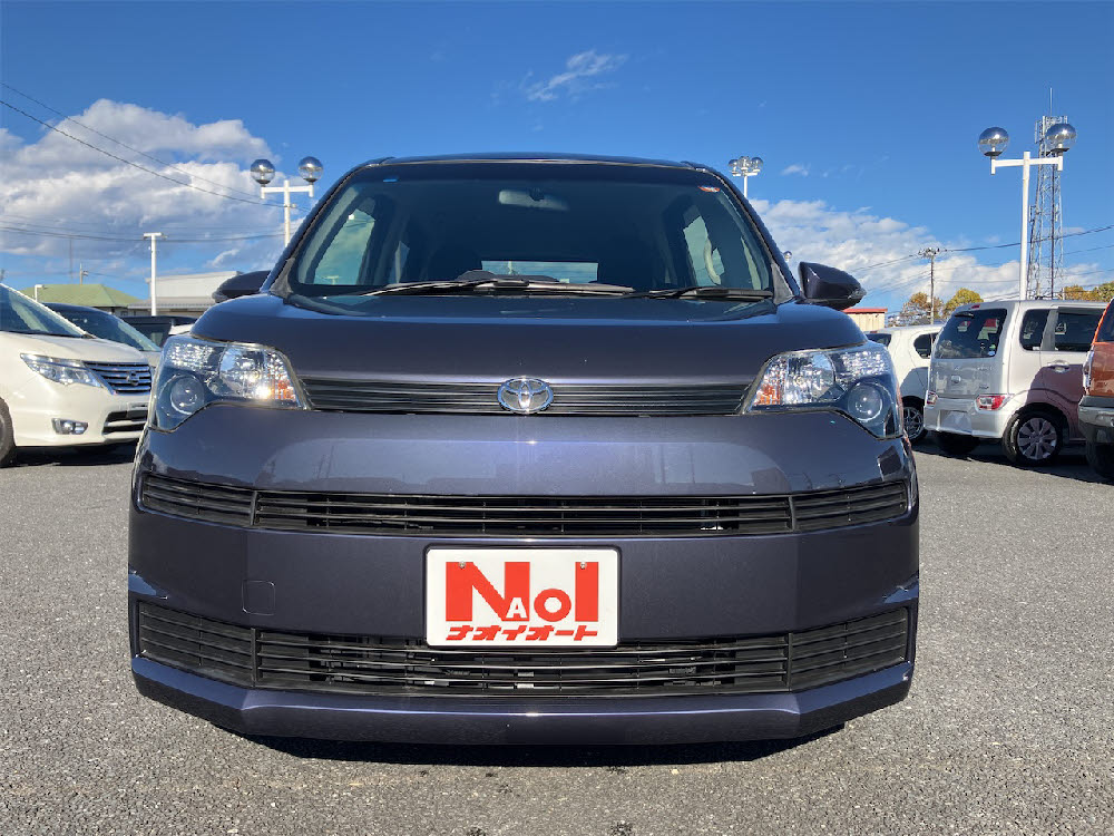 トヨタ　スペイド　Y1枚目