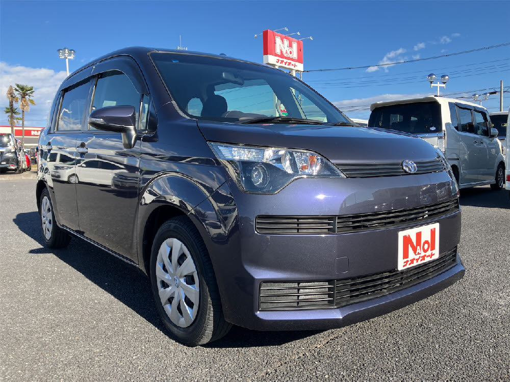 トヨタ　スペイド　Y2枚目