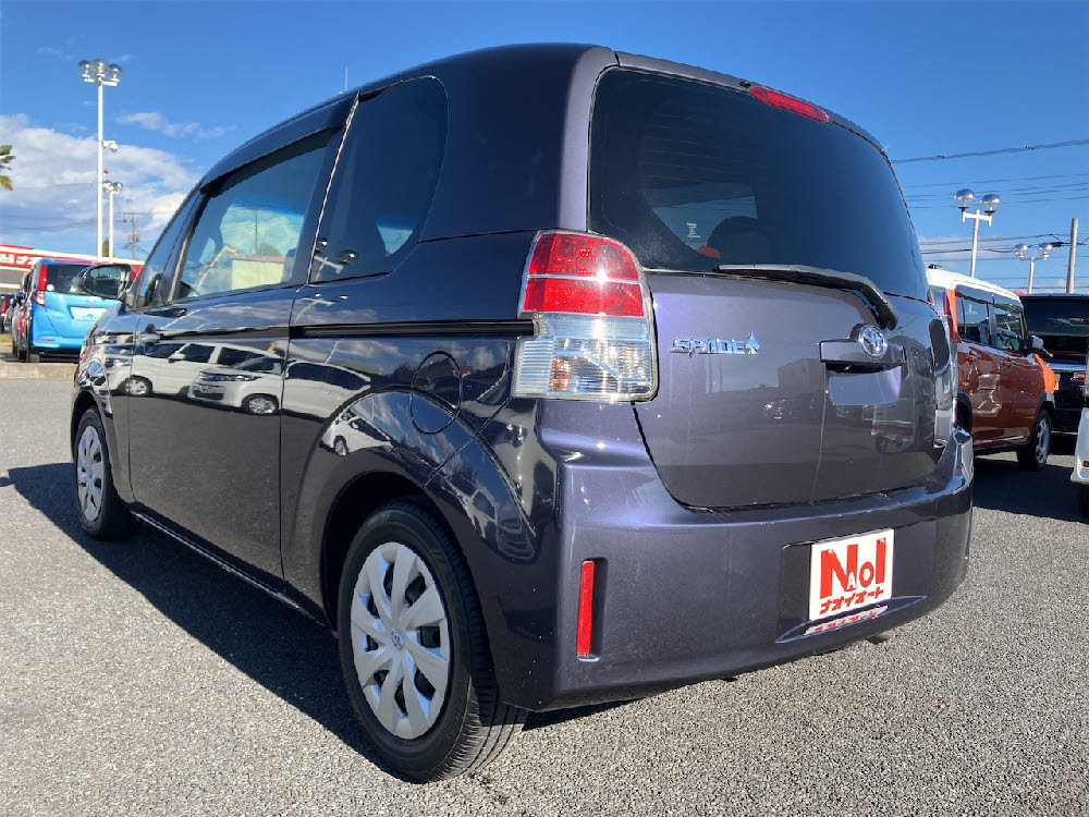 トヨタ　スペイド　Y5枚目
