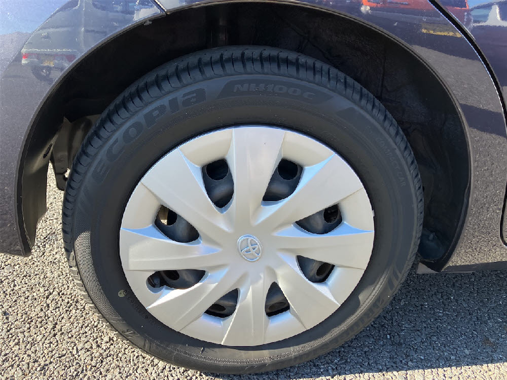 トヨタ　スペイド　Y8枚目