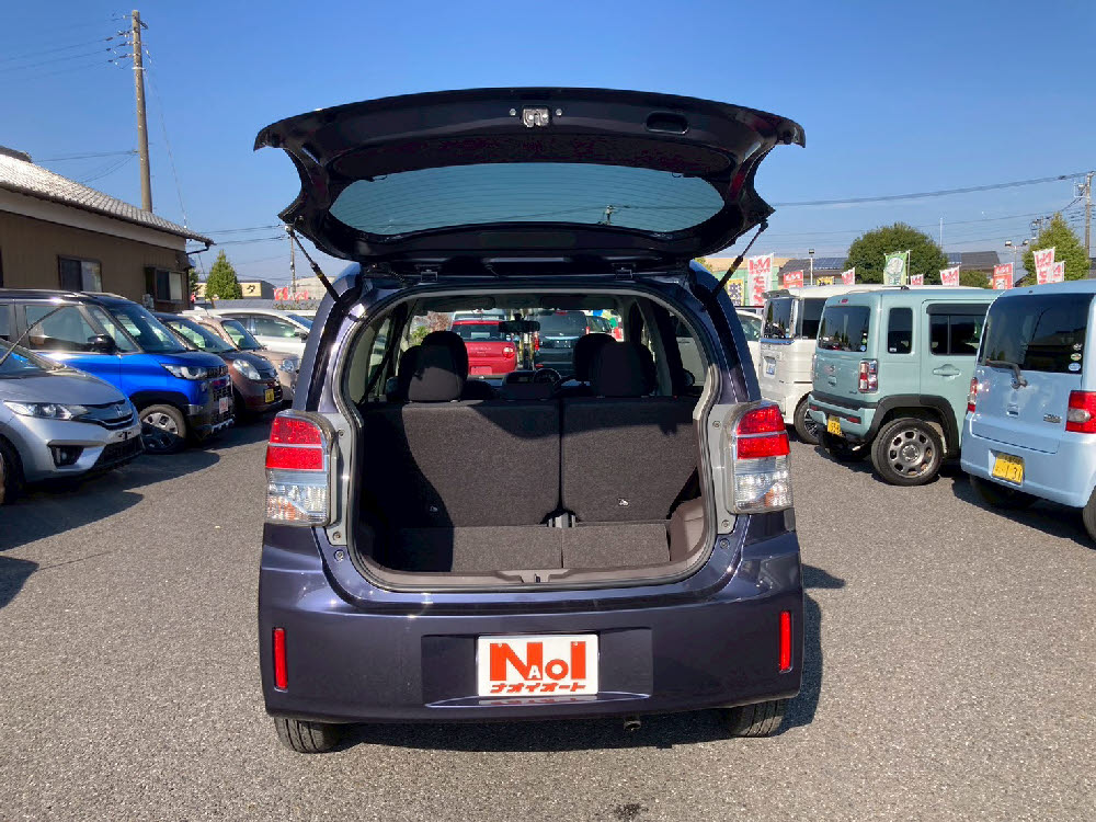 トヨタ　スペイド　F8枚目