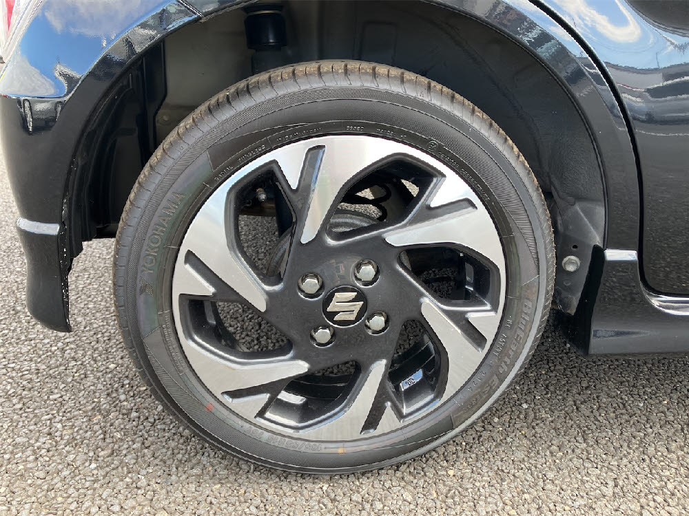 スズキ　ワゴンＲ　ハイブリッドFZ 8枚目