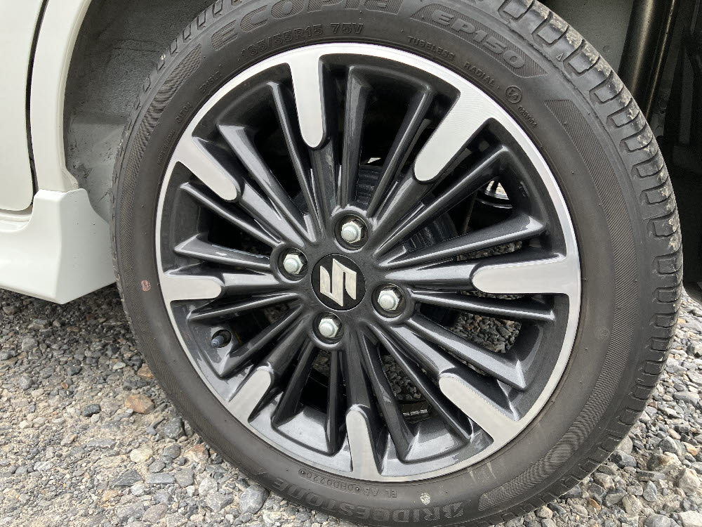 スズキ　スペーシアカスタム　ハイブリッドXS2枚目