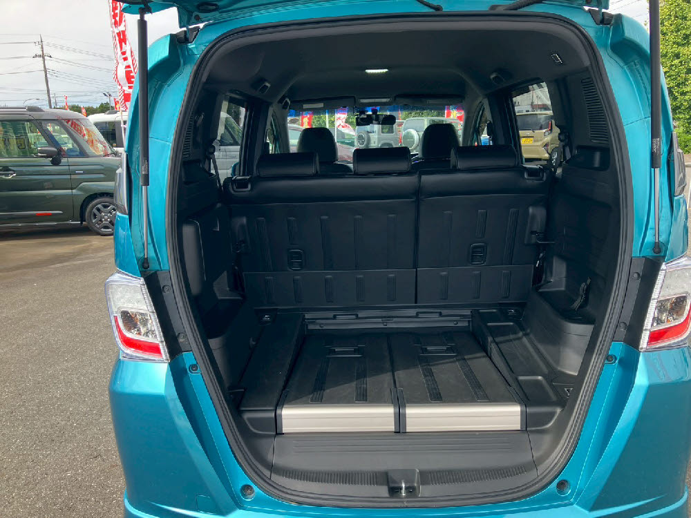 ホンダ　フリードスパイクHV　ジャストセレクション9枚目