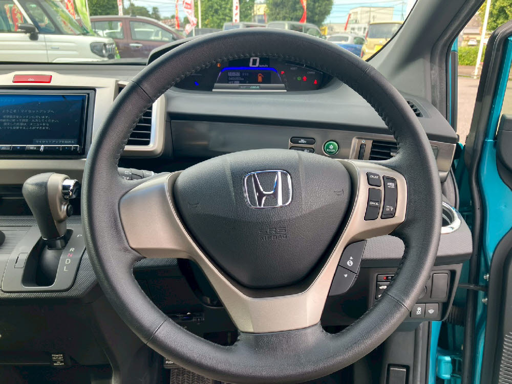 ホンダ　フリードスパイクHV　ジャストセレクション11枚目