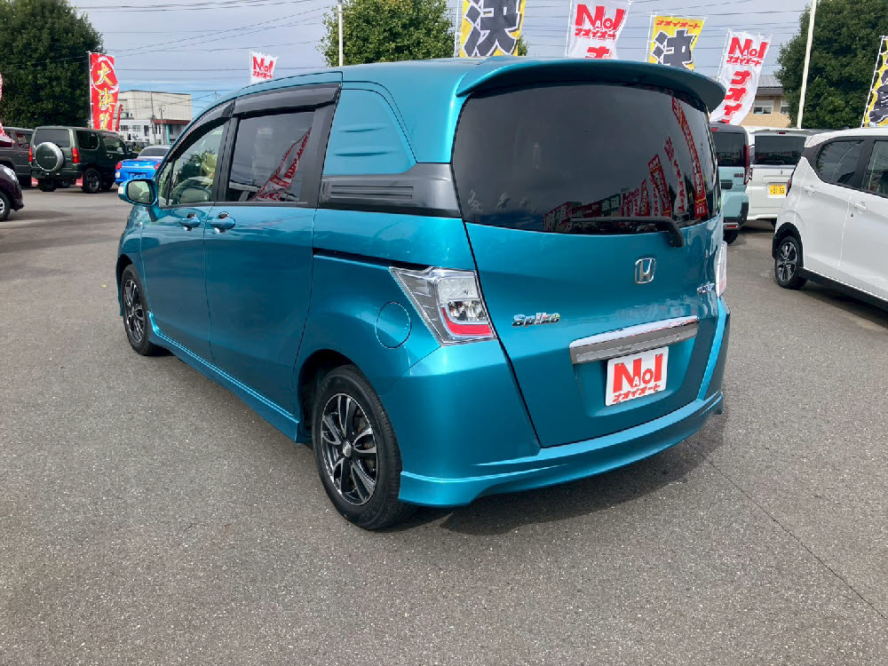 ホンダ　フリードスパイクHV　ジャストセレクション6枚目