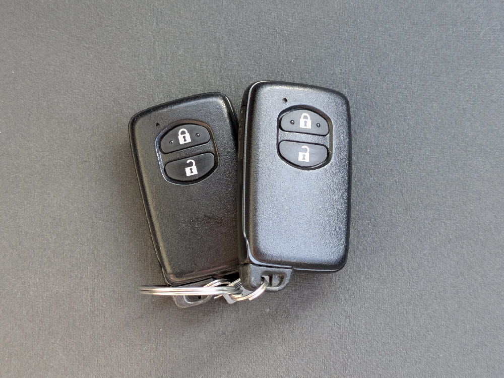 トヨタ　プリウスα　S14枚目