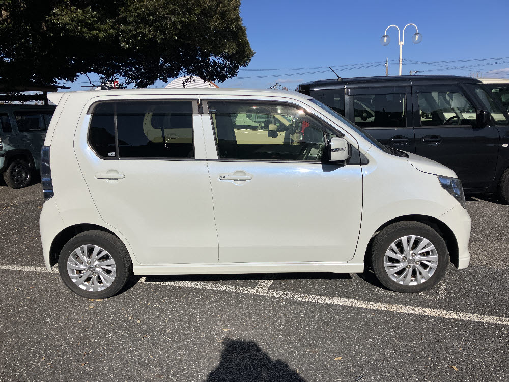 スズキ　ワゴンＲ　FZ3枚目