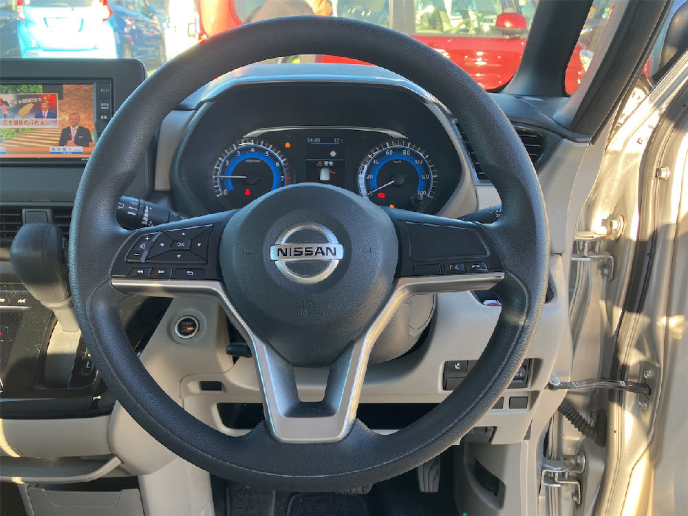 ニッサン　ルークス　X　4WD16枚目