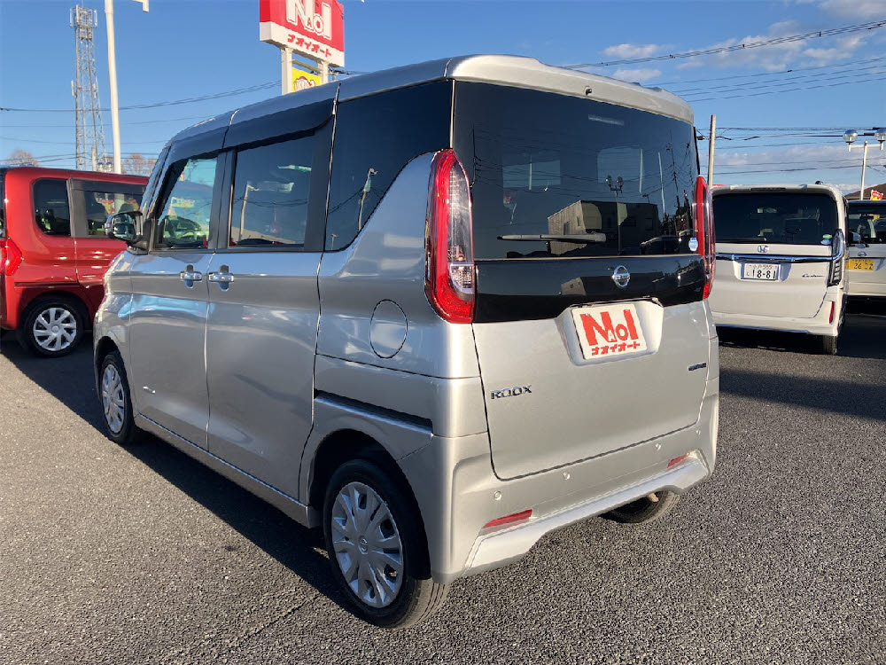 ニッサン　ルークス　X　4WD5枚目