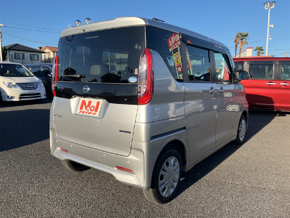 ニッサン　ルークス　X　4WD6枚目