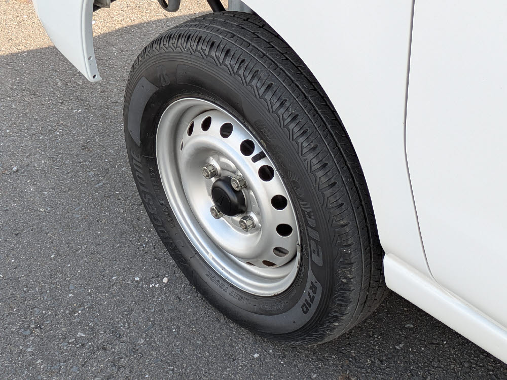 ダイハツ　ハイゼットカーゴ　特装車　デッキバン8枚目